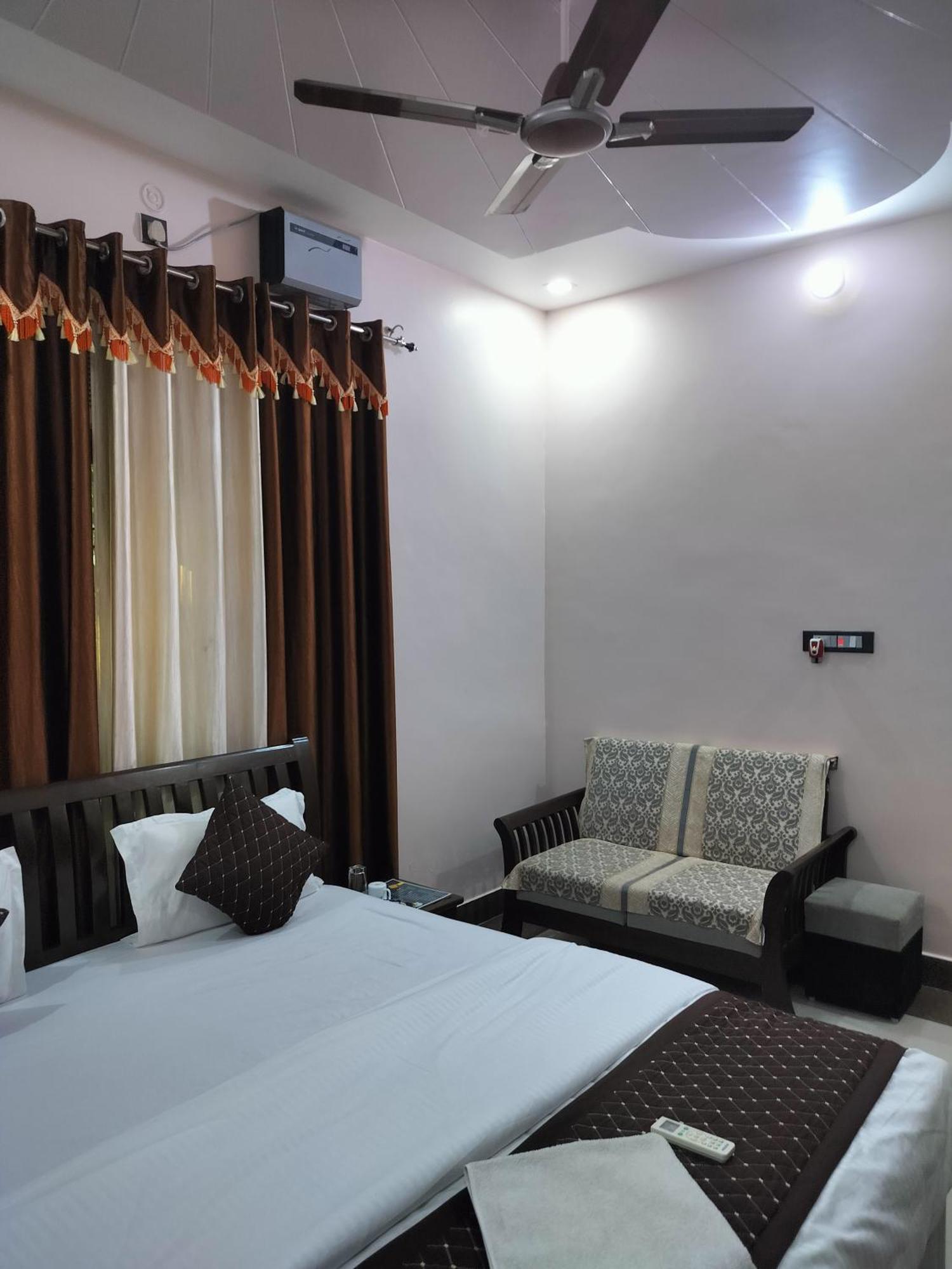 ורנאסי Shree Nanda Guest House מראה חיצוני תמונה